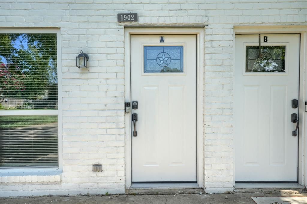 Photo of 1902 Nolen Court #A, Arlington, TX 76012 (MLS # 21059975)