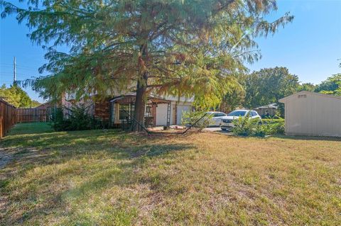 A home in Lewisville