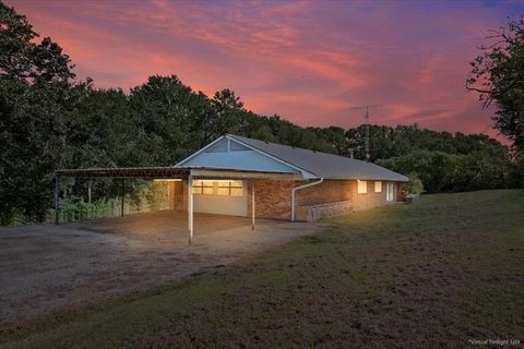 1487 Middleton Road Mart TX 76664