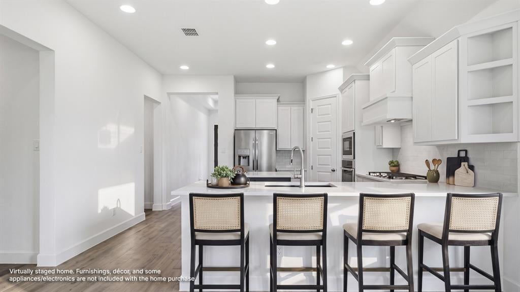 7312 Pinales Way