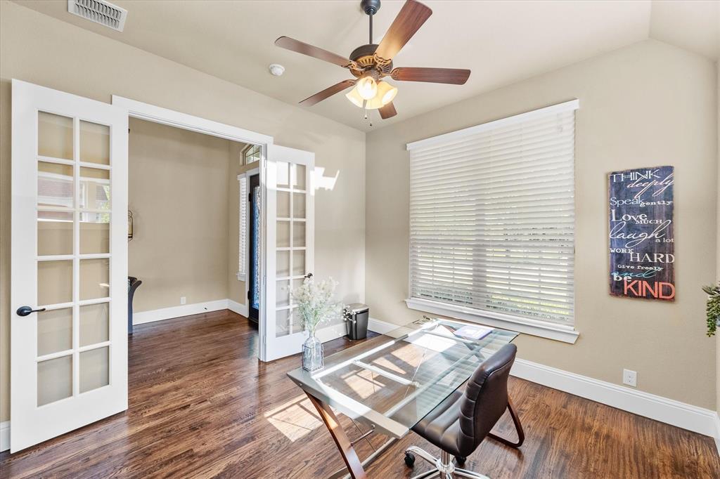 706 Bandelier Lane