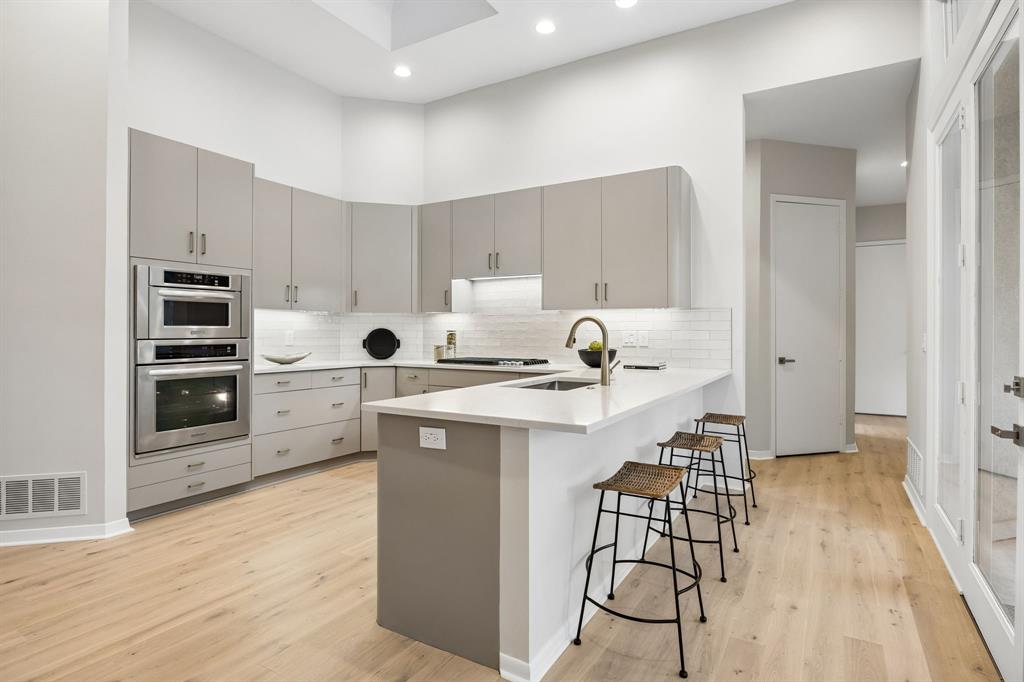 12136 Madeleine Circle