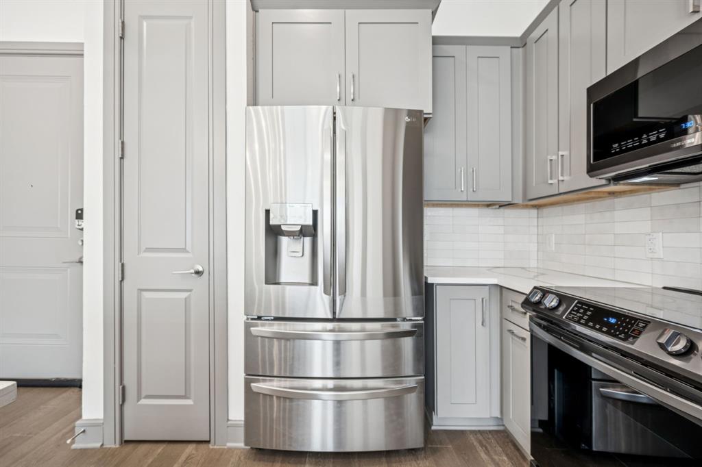 VIEW RESIDENTIAL CONDO - Residential