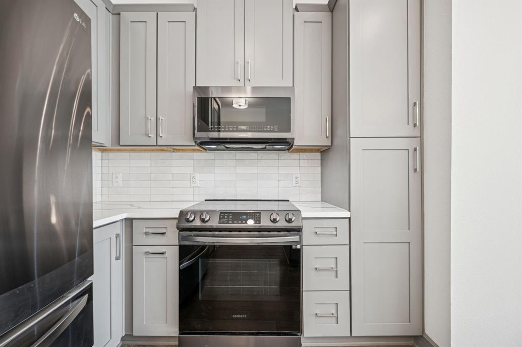 VIEW RESIDENTIAL CONDO - Residential