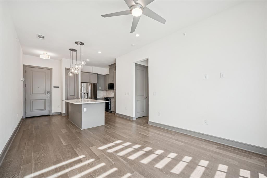 VIEW RESIDENTIAL CONDO - Residential