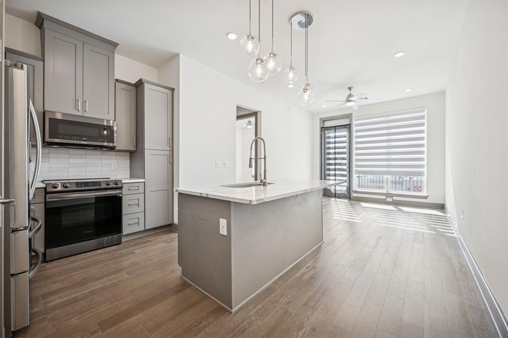 VIEW RESIDENTIAL CONDO - Residential