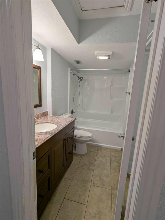 Highlands 08 - Residential Lease