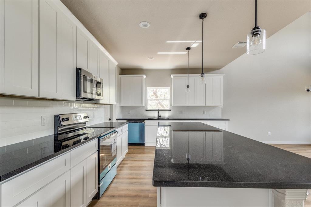 Runaway Bay Unit 6 - Residential