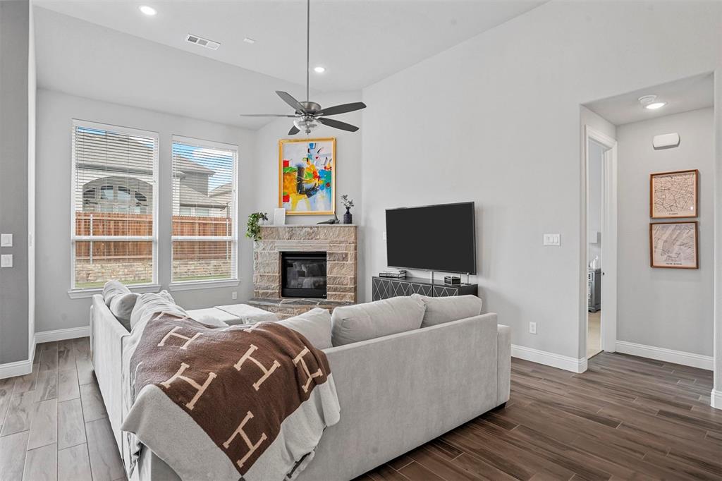 TAVOLO PARK BLOCK 21 LOT 5 - Residential