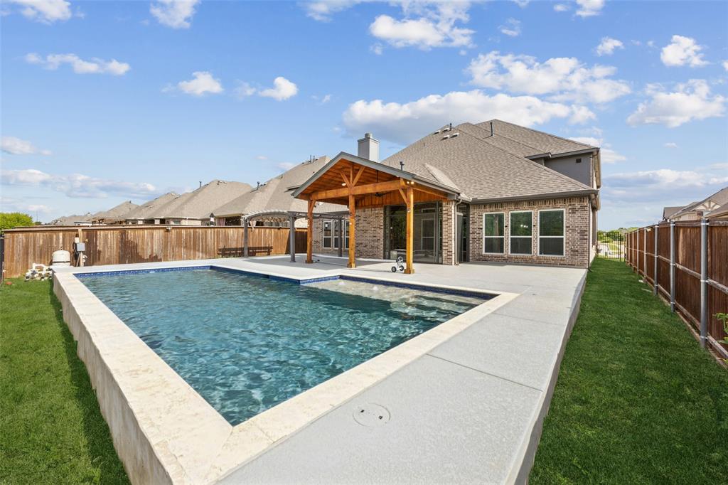4021 Rancho Milagro Drive