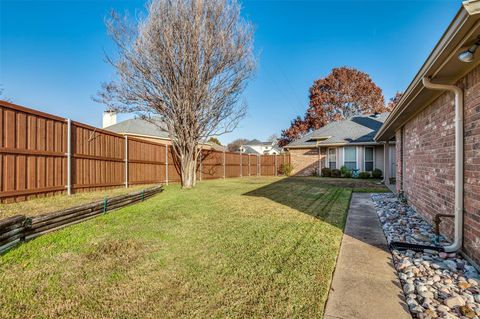 A home in Duncanville