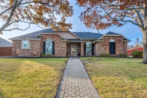 A home in Duncanville