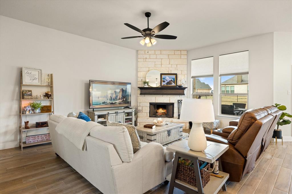 Abes Landing Ph 4b - Residential