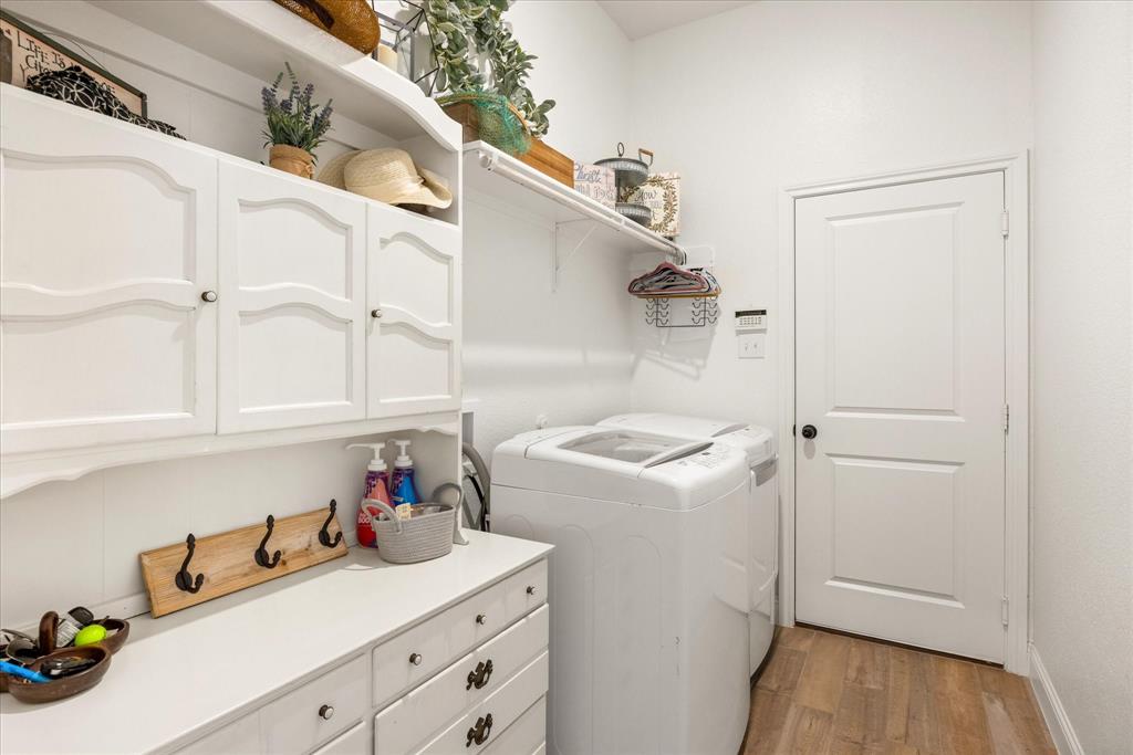 Abes Landing Ph 4b - Residential