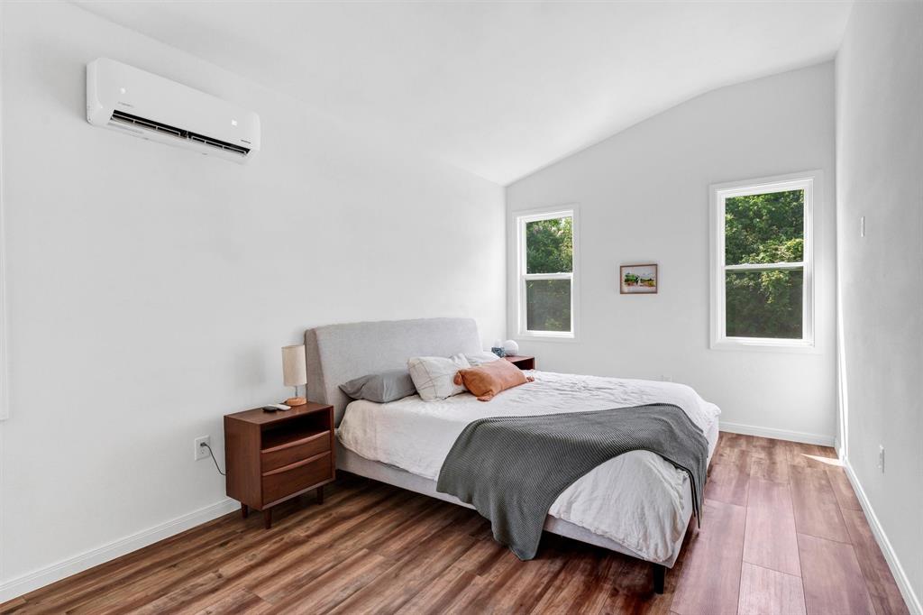 Decordova Bend Estate - Residential