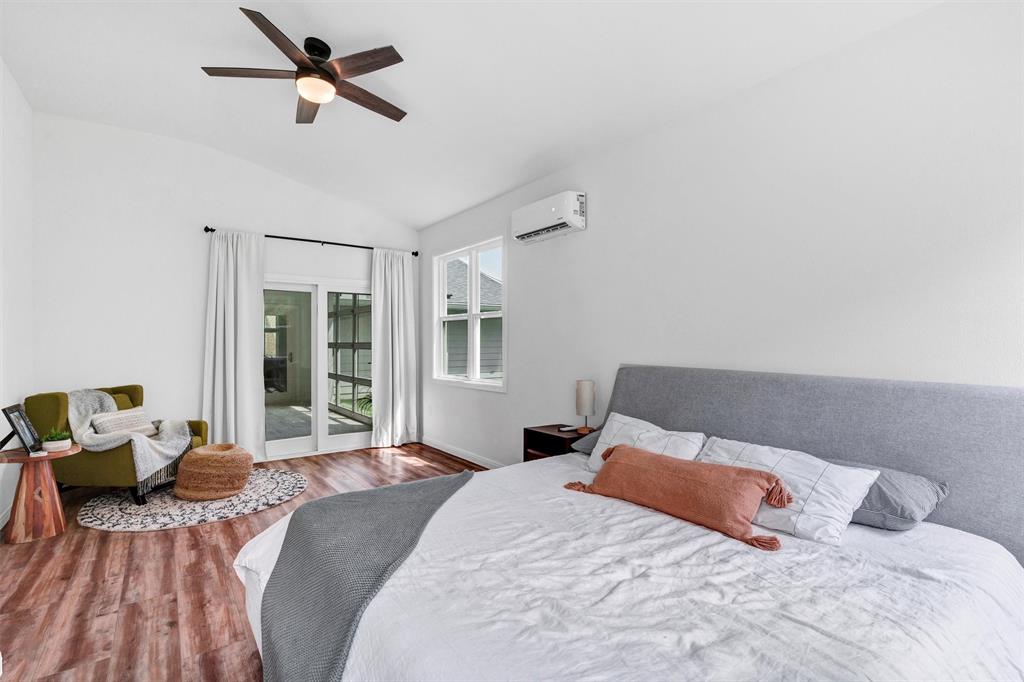 Decordova Bend Estate - Residential