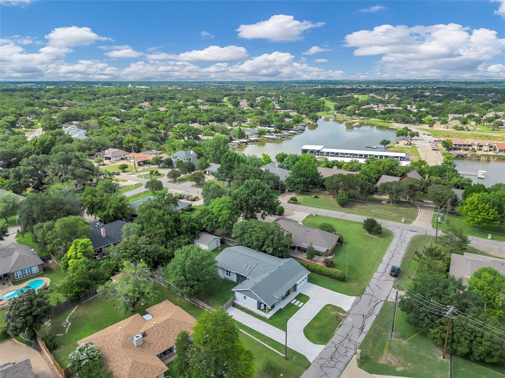 Decordova Bend Estate - Residential