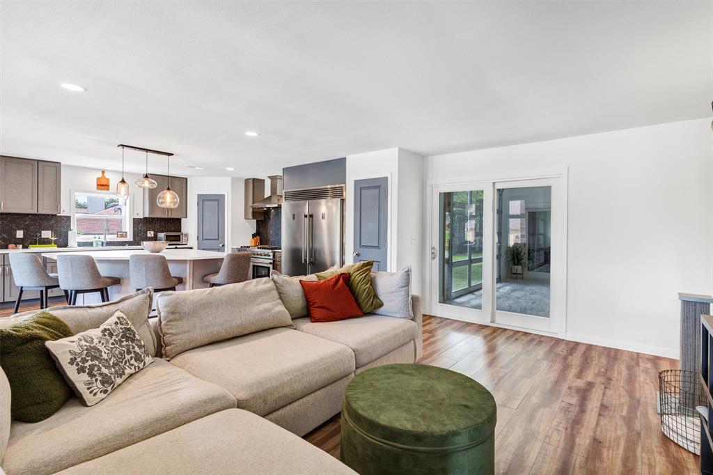 Decordova Bend Estate - Residential