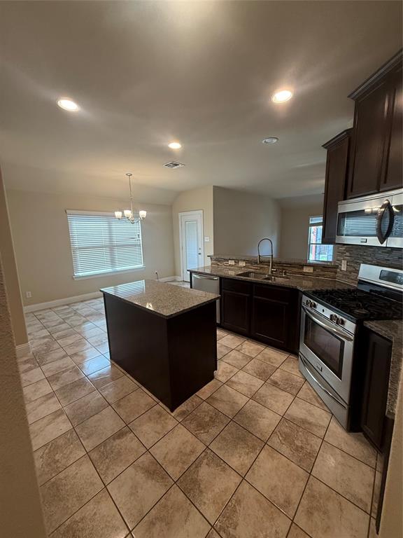 15616 Leadenhall Street