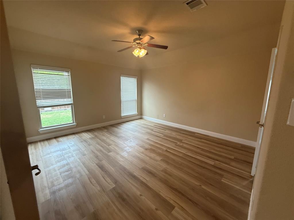 15616 Leadenhall Street