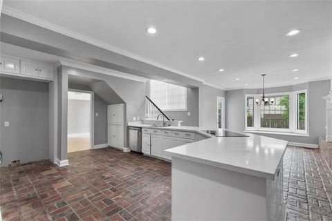 Tiny photo for 807 Slattery Boulevard, Shreveport, LA 71104 (MLS # 21198463)