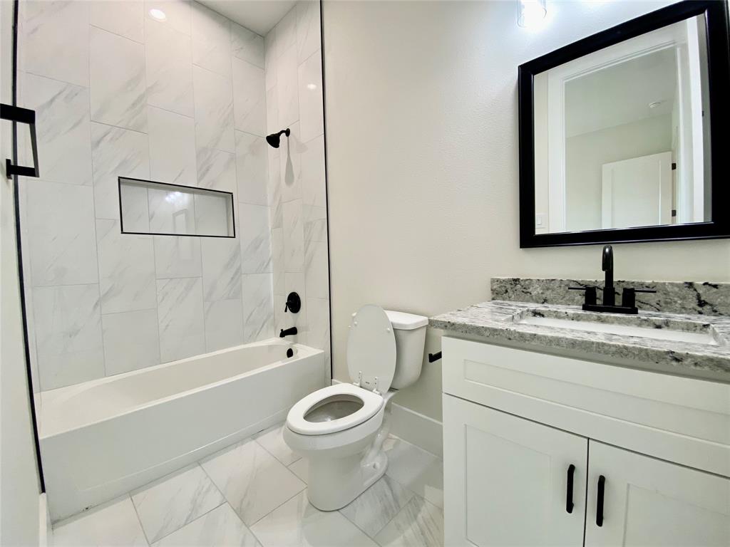 High Point Lake Estates, Secti - Residential