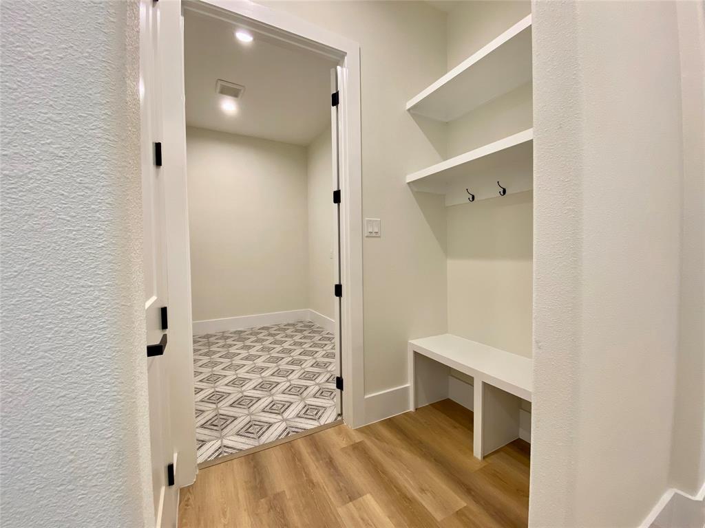 High Point Lake Estates, Secti - Residential