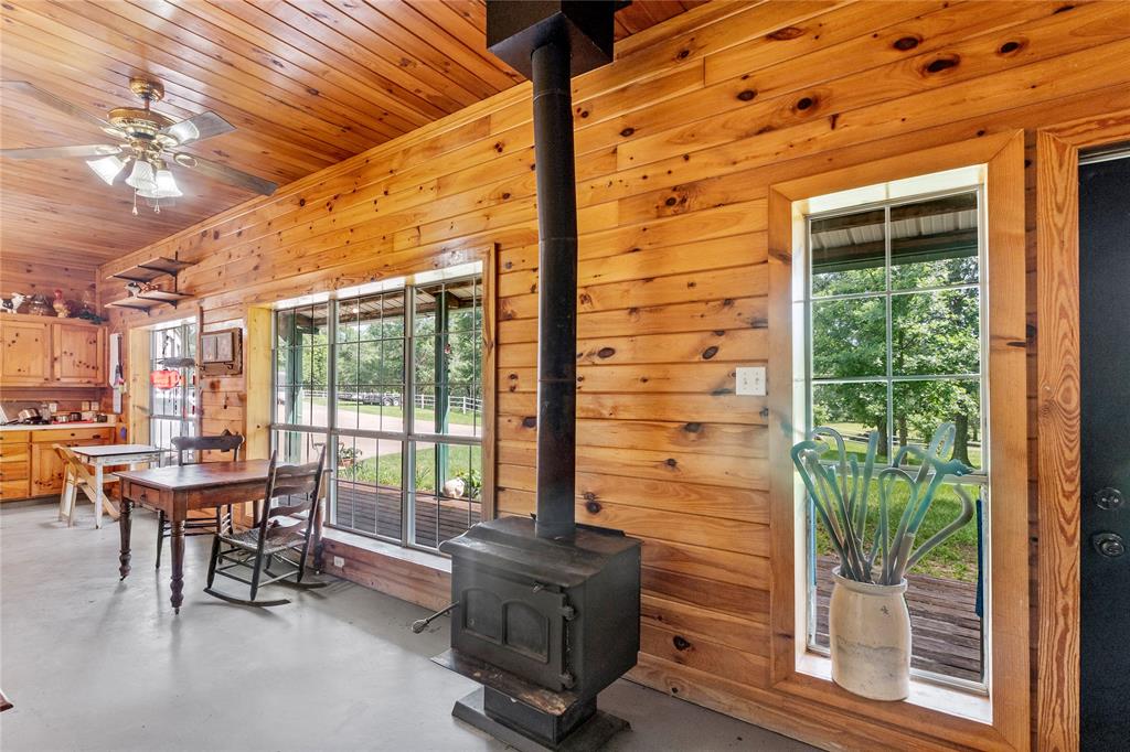 na - Commercial Sale