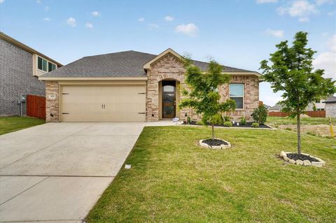Photo of 925 Creekhollow Drive, Godley, TX 76044 (MLS # 21241023)