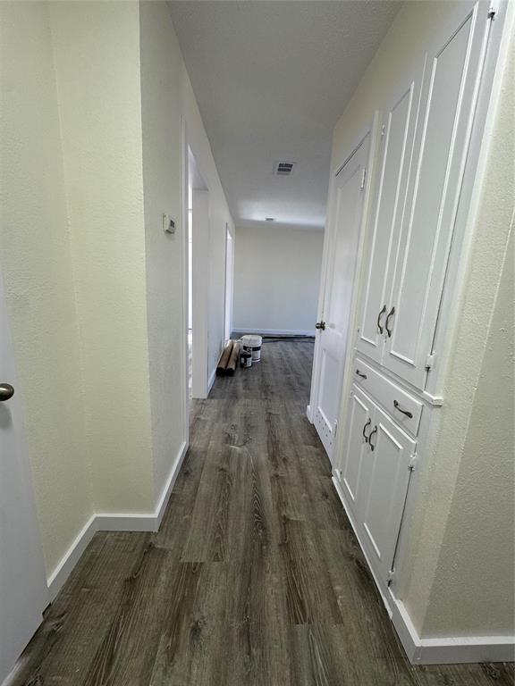 214 E Acheson Street