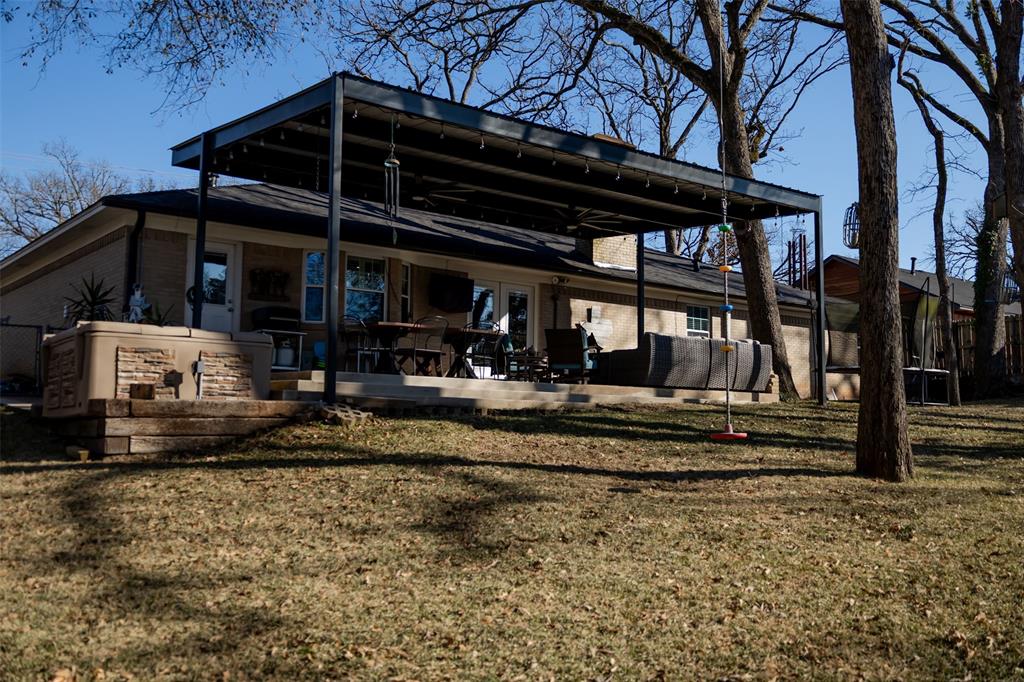 3313 S Cameron Avenue