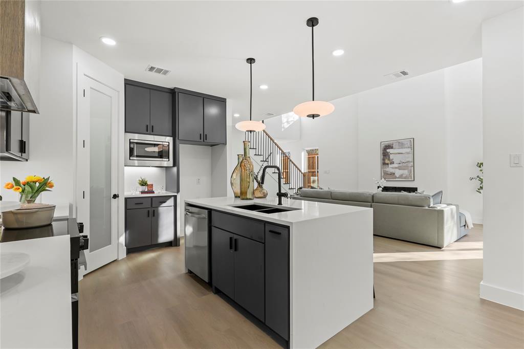 Meadowmere - Residential