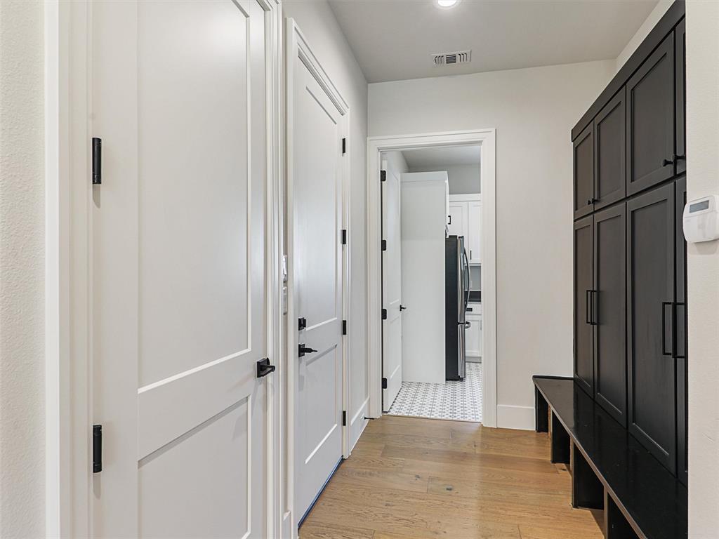 Hidden Creeks Pointe - Residential