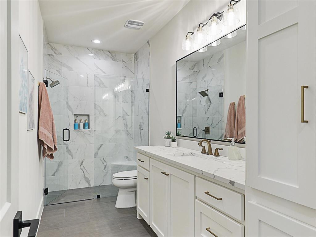 Hidden Creeks Pointe - Residential