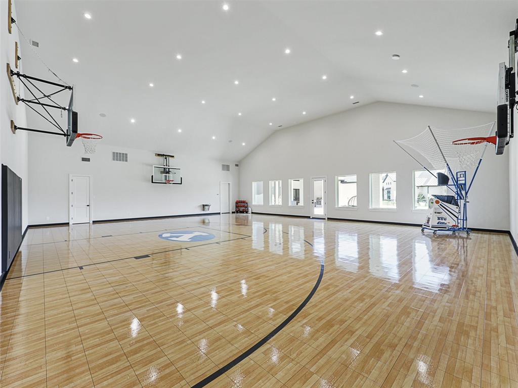 Hidden Creeks Pointe - Residential