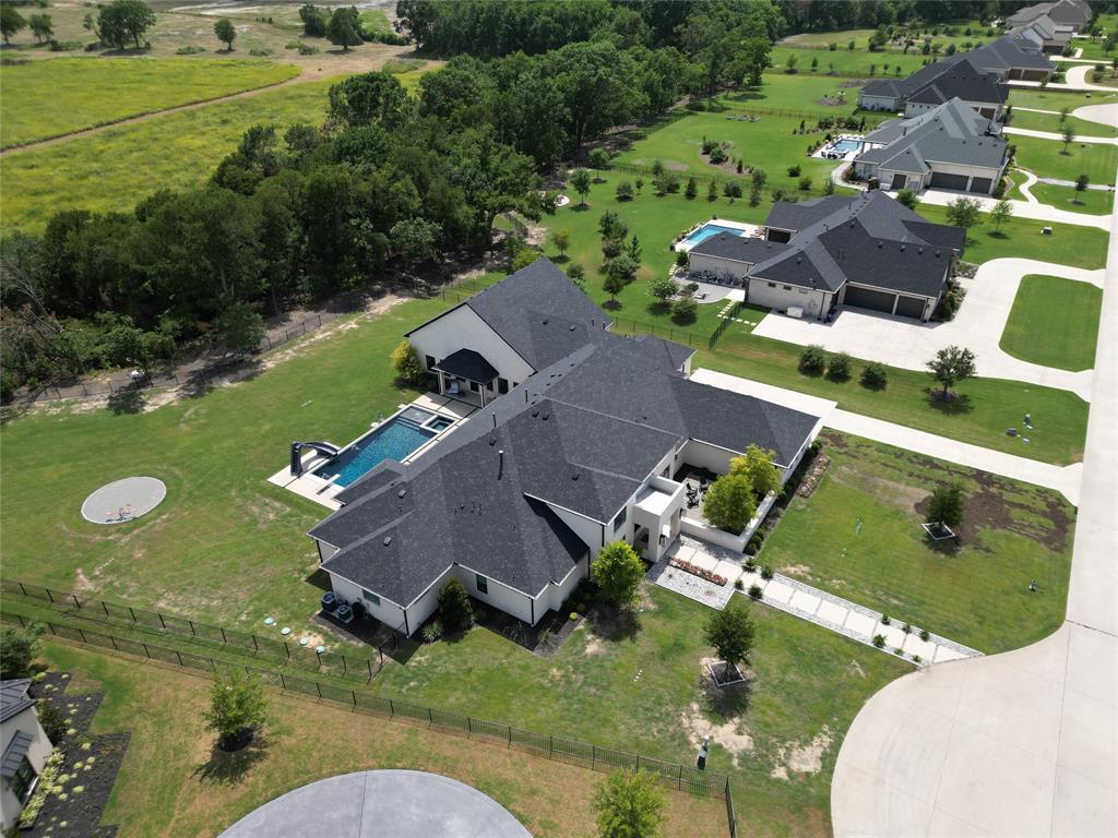 Hidden Creeks Pointe - Residential