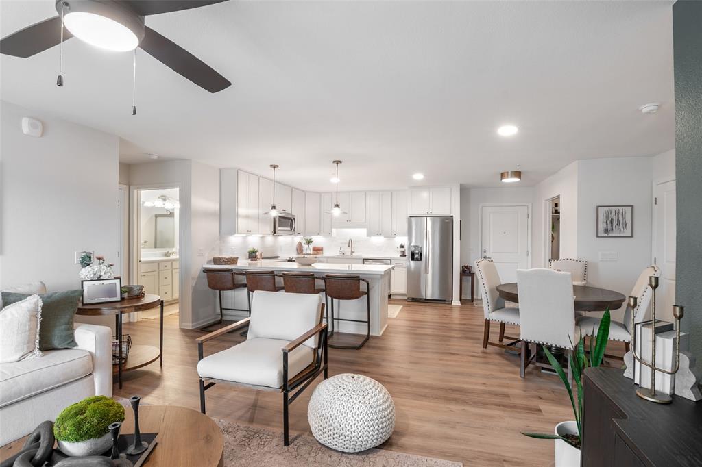 8381 Davis Boulevard 306