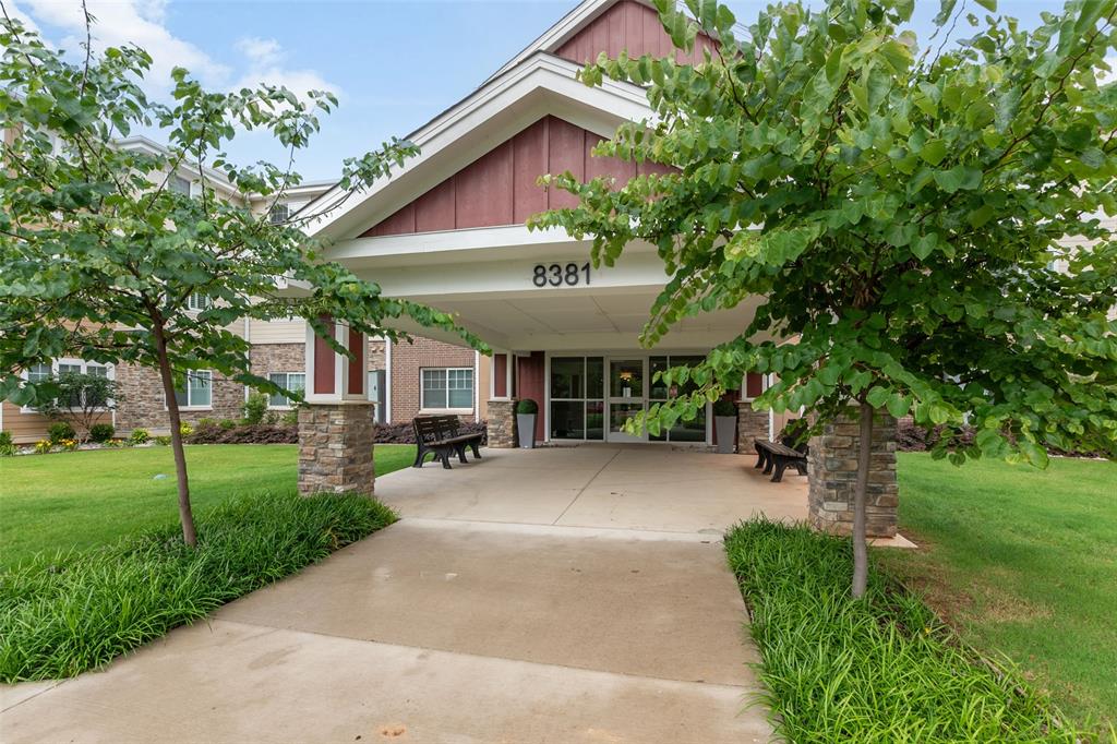 8381 Davis Boulevard 306