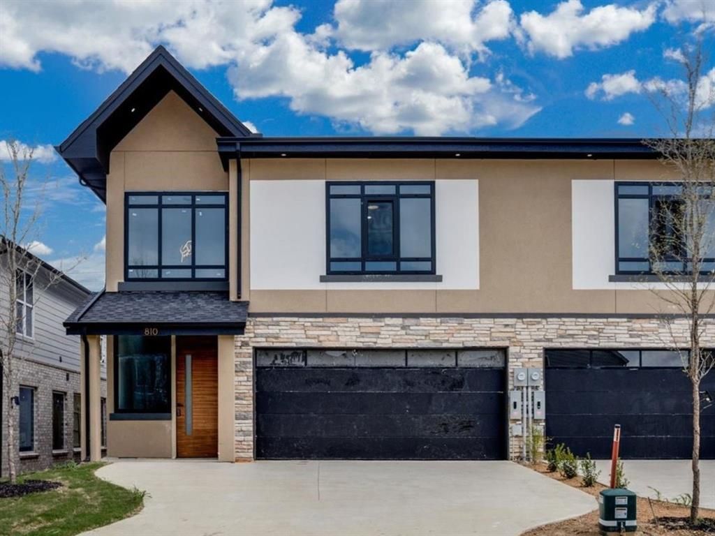 Photo of 810 Premier Parkway, Grand Prairie, TX 75051 (MLS # 21205444)