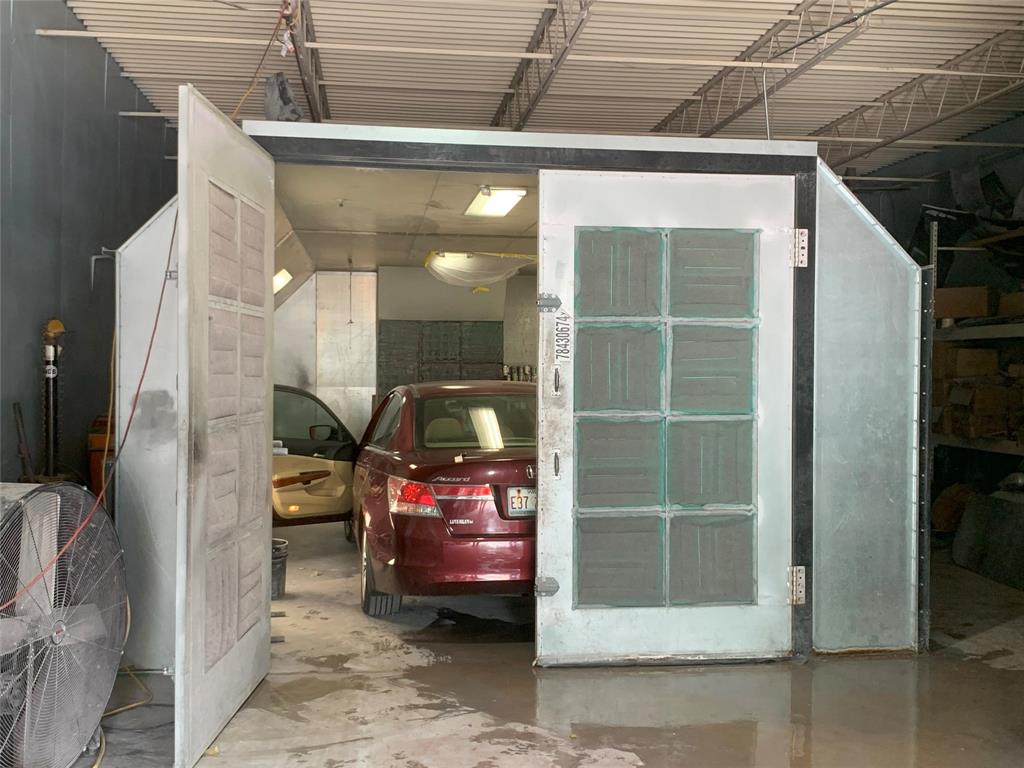 Plano Indust Park Sec - Commercial Sale