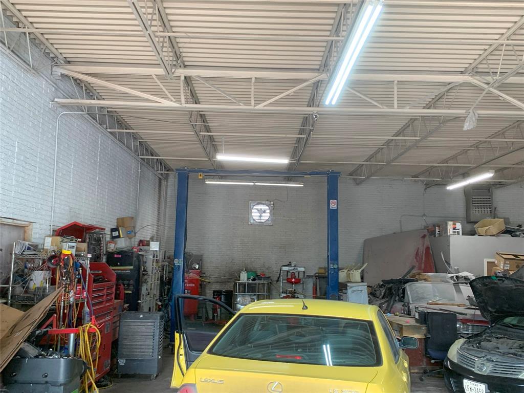 Plano Indust Park Sec - Commercial Sale