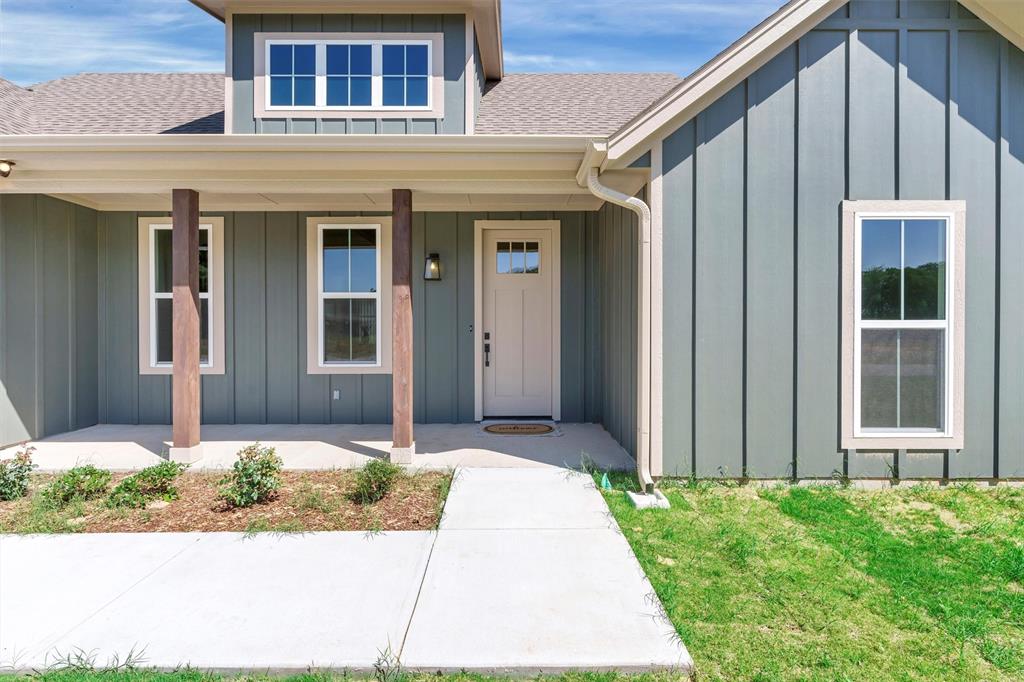 416 Redbud Lane