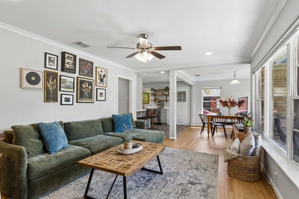 9507 ASH CREEK DR, DALLAS, TX 75228 - Image f73c8b39c6eb041d6b244aebbf028735/1050925128
