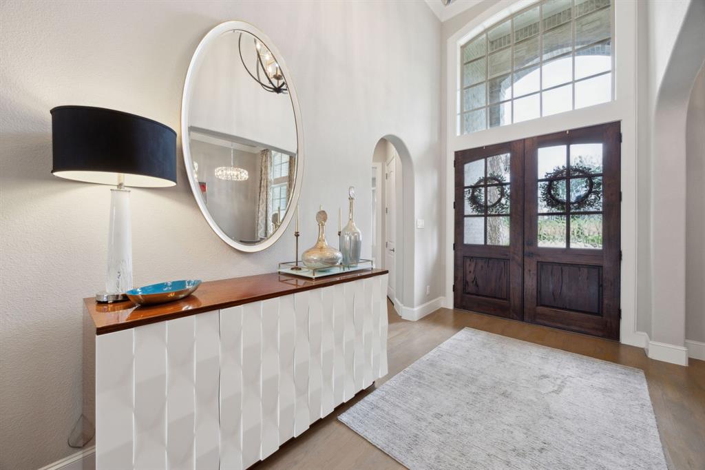 1009 Hampton Manor Way