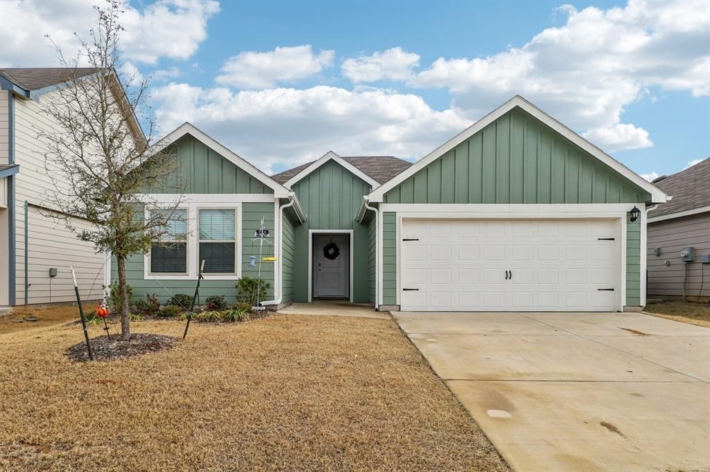 Photo of 550 Burnett Trail, Canton, TX 75103 (MLS # 21168987)