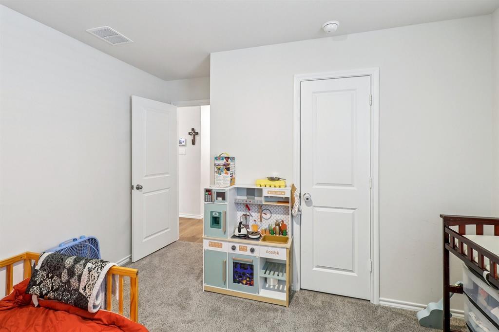 Creeks Burnett Trl - Residential