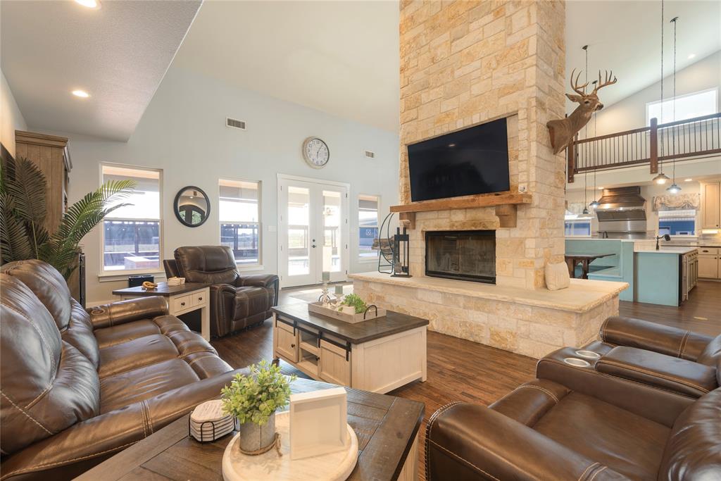 568 County Road 5025, Leonard, TX, 75452, USA, 4 Bedrooms Bedrooms, ,4 BathroomsBathrooms,Residential,Contingent,568 County Road 5025,21300015