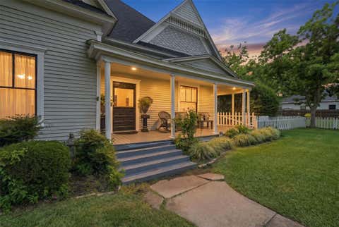Photo of 202 E Main st Street, Celina, TX 75009 (MLS # 21269325)