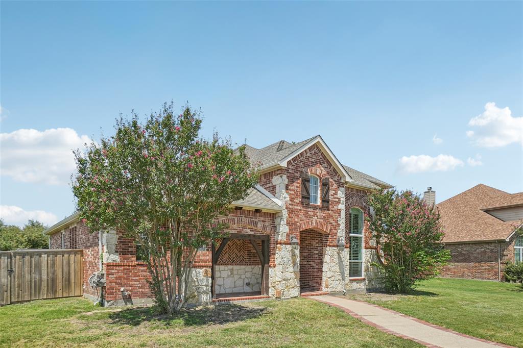 3201 Blair Oak Drive