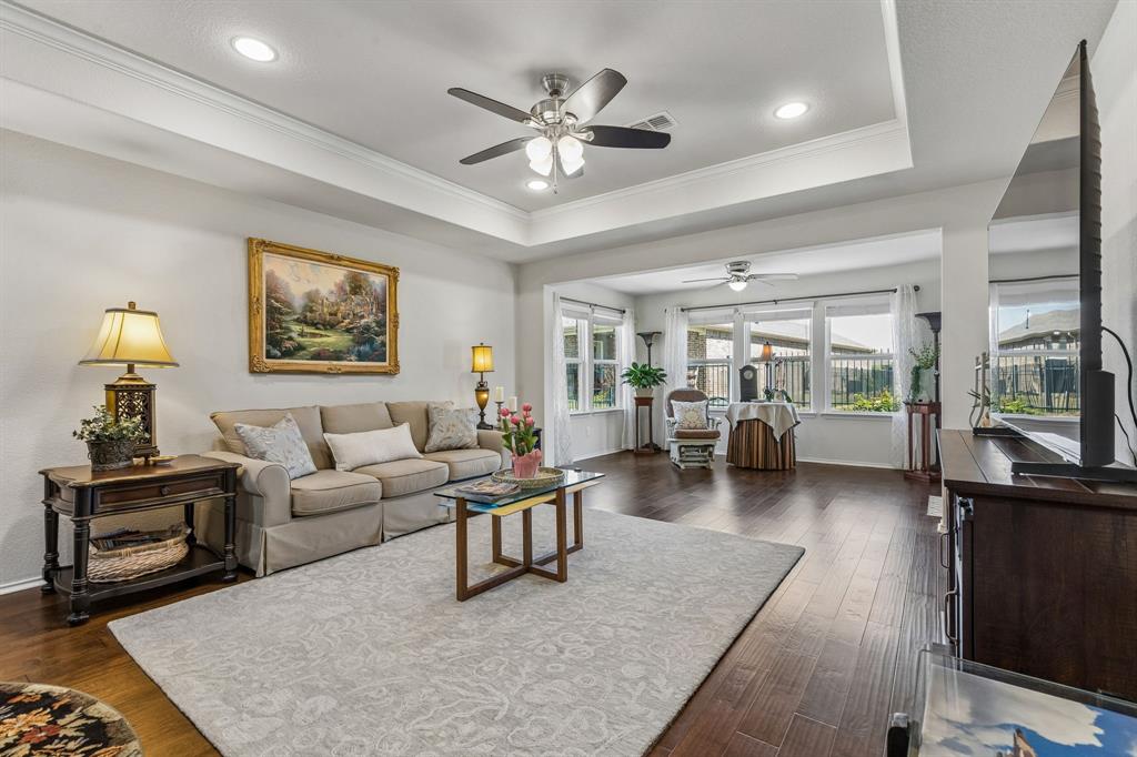 Frisco Lakes By Del Webb Villa - Residential